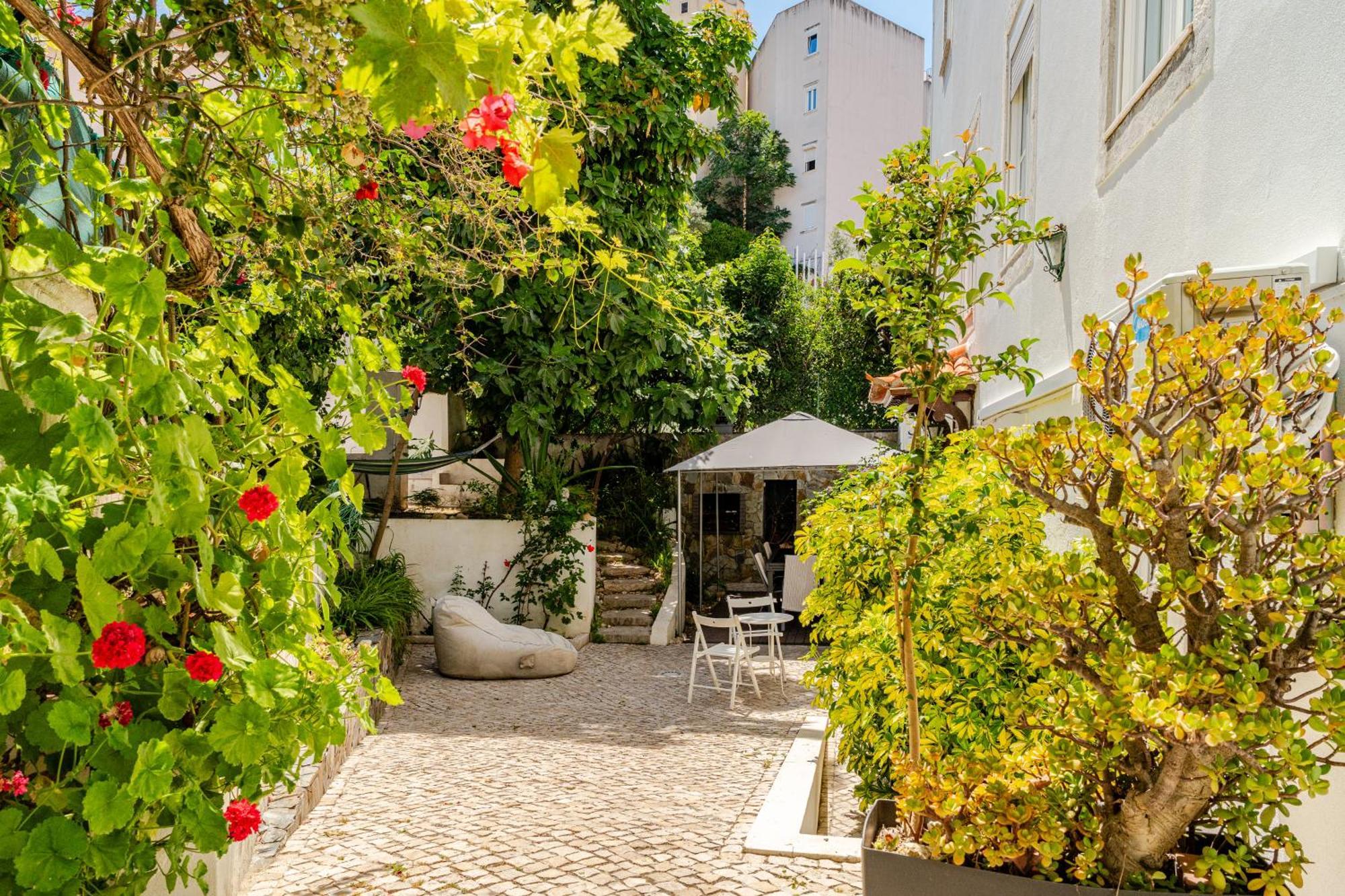 Fragrant Garden Apartment Лиссабон Экстерьер фото